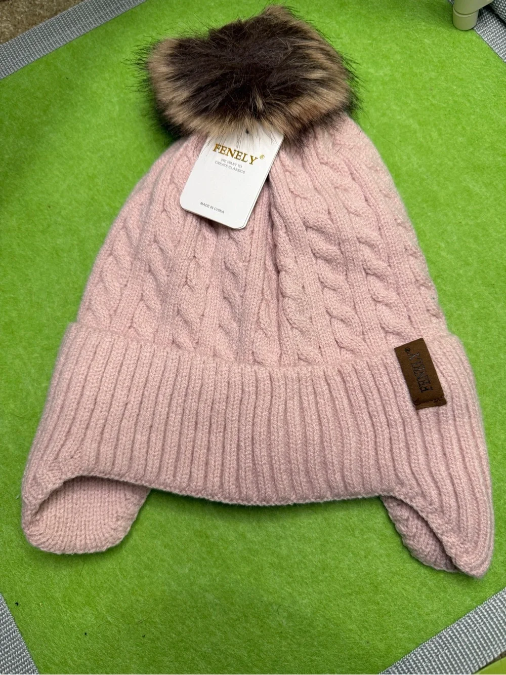 Women’s Blush Cable-Knit Pom Pom Earflap Hat